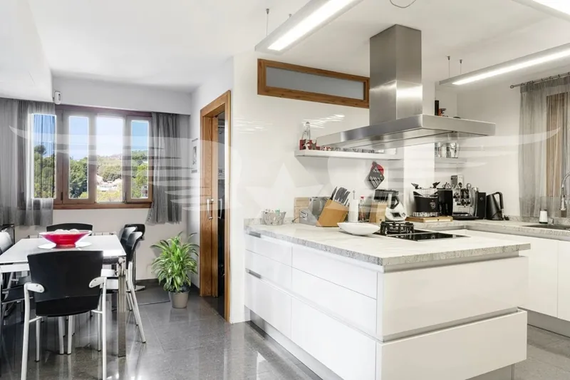 Cas Català Penthouse with Jacuzzi & Sea View — photo 7