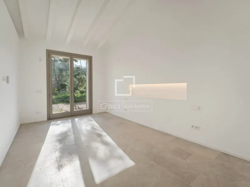 Lucas Fox presents this beautiful finca with traditional and minimalist architecture and the latest technology a short distance from the golf course — photo 11