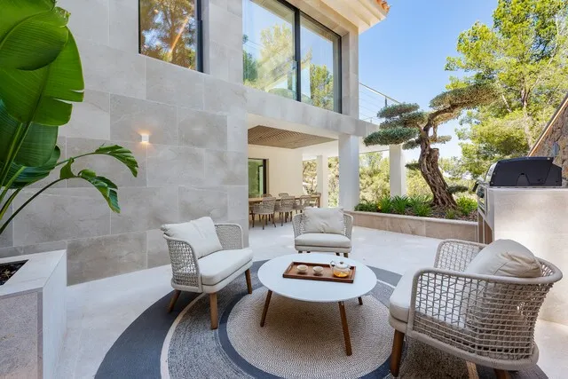 Elegant villa for sale in Bendinat, Southwest Mallorca — photo 10