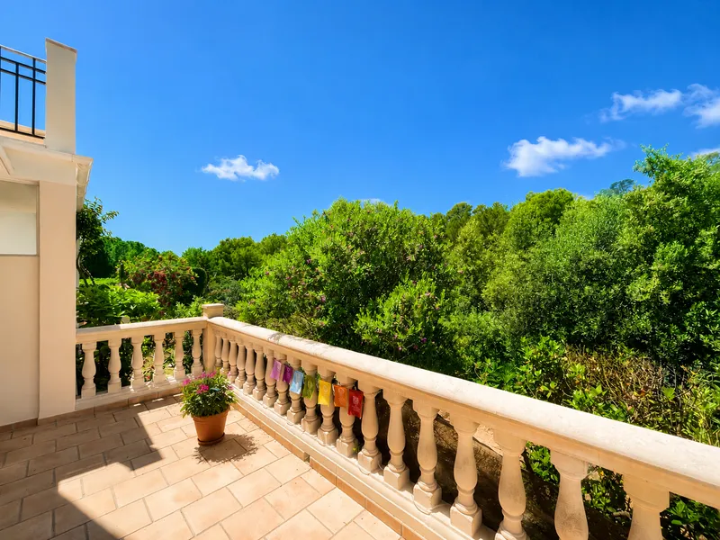 Elegant townhouse in exclusive residence next to the golf courses in Camp de Mar Mas — photo 7