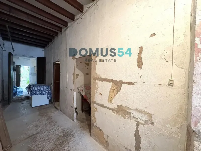 Imagine a property with unlimited space. Located in Muro, this house to be fully renovated presents itself as the opportunity — photo 11