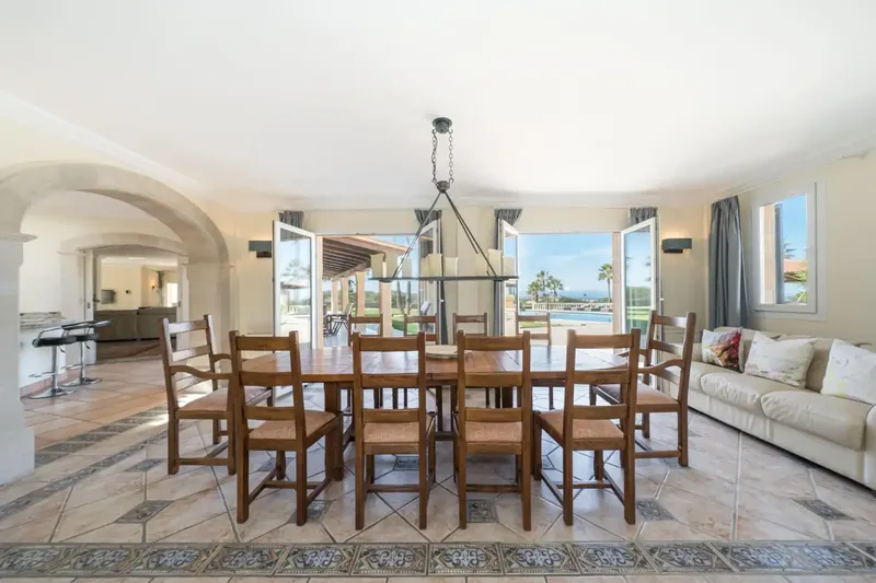 Impressive rustic estate 300 m from the sea, with spectacular views of Alcudia Bay and mountains, with approx. 14,280 m2 of land — photo 6