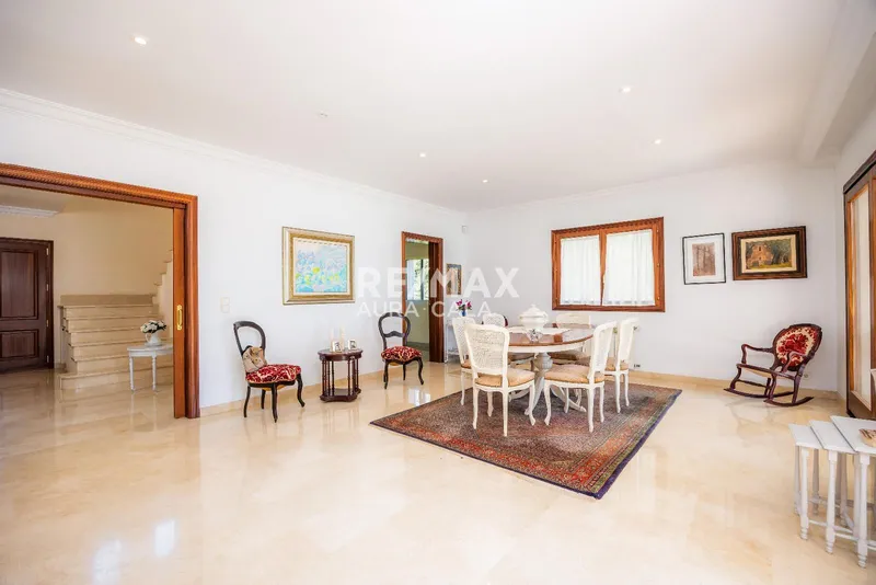Detached Villa — photo 7