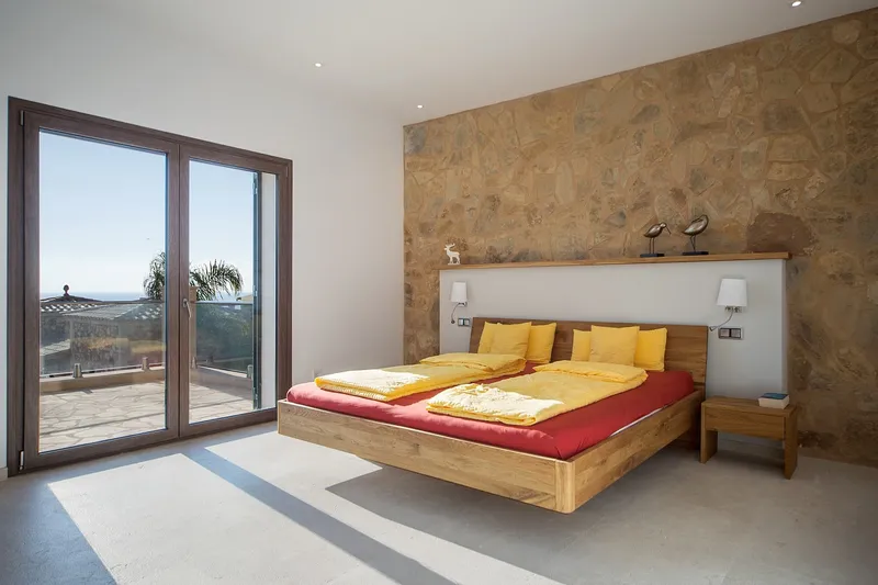 Villa with heated pool for rent, frontline in Cala Murada — photo 11