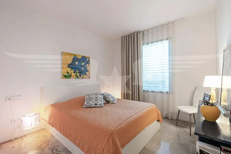 Bonanova: Modern Apartment with Ocean View — photo 9
