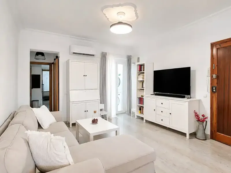 Piso luminoso de 63 m² en El Vivero, Palma, situado en una segunda planta y listo para entrar a vivir. — photo 2