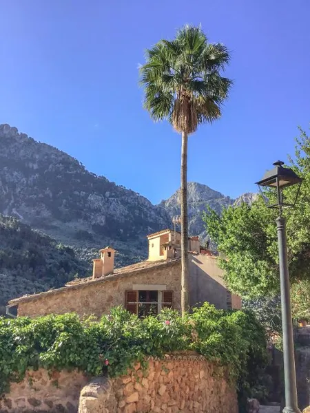 Cozy townhouse with little garden and beautiful views in Fornalutx — photo 3