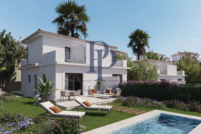 Newly built villas and semi-detached houses near the beach with pools, cinema, wellness and fitness area and bar — photo 3