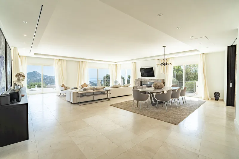 Exquisite 5-bedroom luxury villa for rent — photo 5