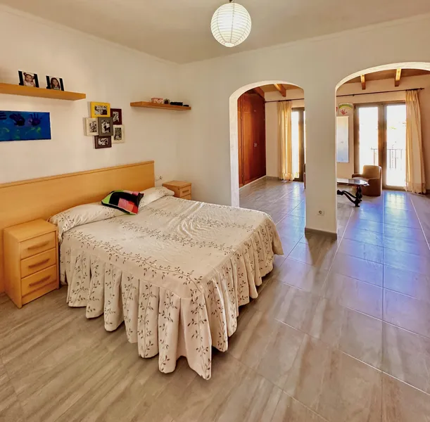Renovated Townhouse — photo 11