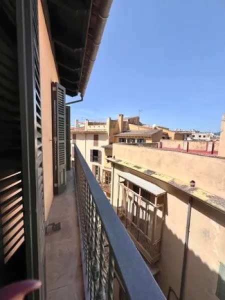 Palma apartment with terrace in the Old Town — photo 5
