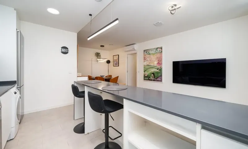 Modern semi-new apartment in Nou Llevant with 1 bedroom — photo 5