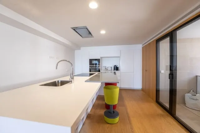 Flat for sale in Cort, Palma de Mallorca — photo 6
