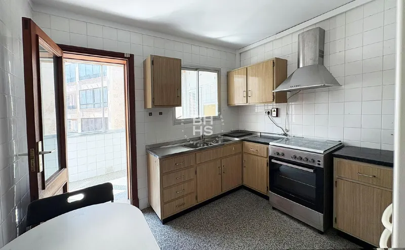 Apartment to rent in Paseo Mallorca — photo 10