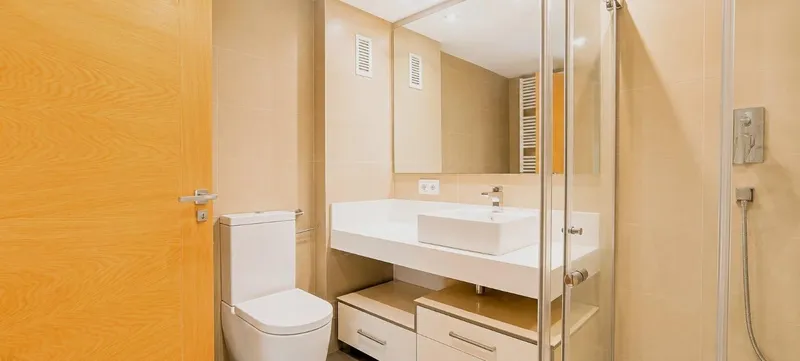 Exclusive apartment with terrace in a high-end residential complex in Sa Teulera — photo 5