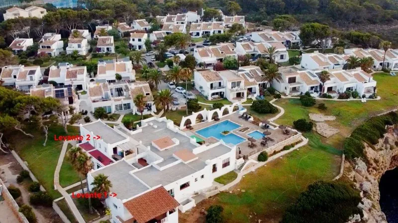 Residential complex on the first sea line – versatile investment in Cala Serena — photo 1