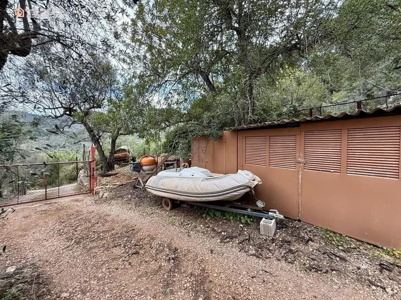 Discover this impressive rustic estate located in the beautiful area of Biniaraix, where nature and tranquility come together to offer — photo 12