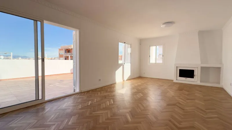 Exclusive penthouse with an exceptional 180 m² terrace — photo 3