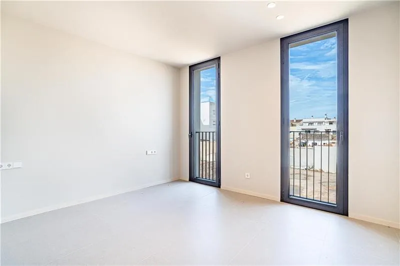 Brand new. Exclusive new-construction penthouse with a pool, private sun terrace, and ocean views, — photo 9