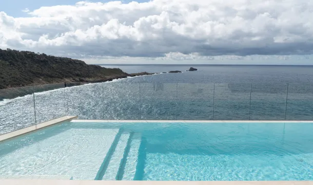Exceptional villa on the seafront in front of the Toro marine reserve, next to Port Adriano — photo 4