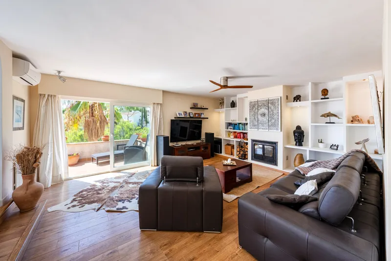 Exclusive Investment: Family Villa with Sea Views in Costa d'en Blanes — photo 7