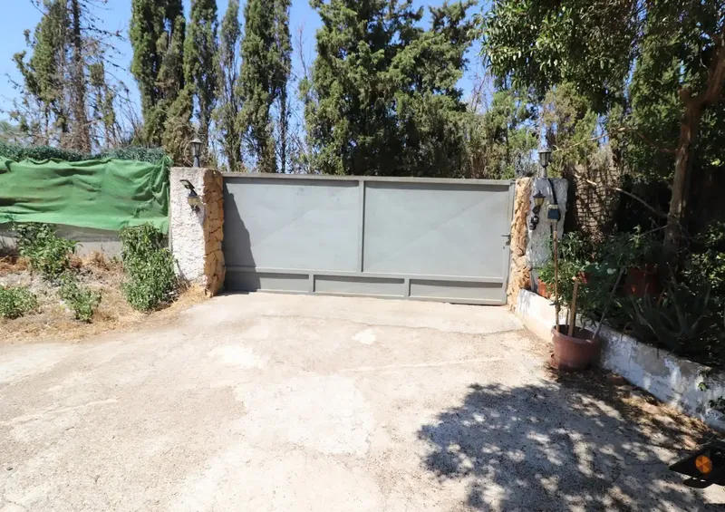 Well-located finca on a quiet cul-de-sac off Camí des Palmen — photo 3