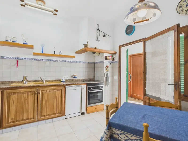 Flat for rent in Cort, Palma de Mallorca, Mallorca — photo 11
