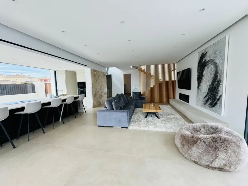 *VILLA CONTEMPORÁNEA DE ALTA GAMA CON PISCINA INFINITY Y PISTA DE PÁDEL PRIVADA* — photo 10