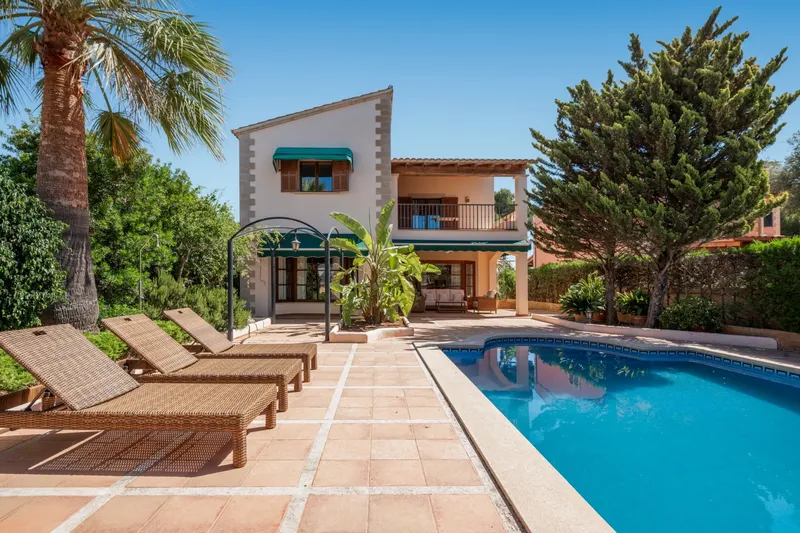 Chalet in Porto Cristo near the sea — photo 1