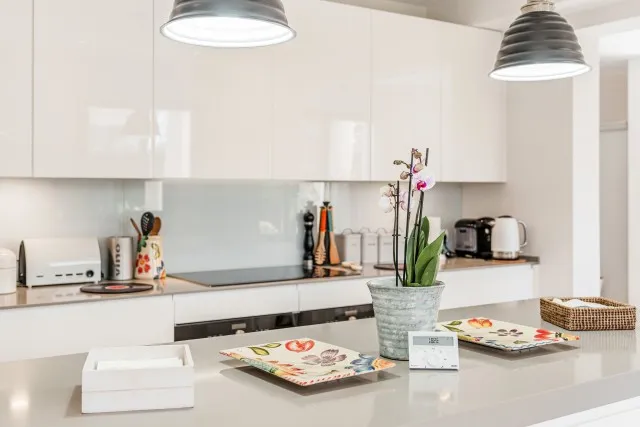 Stunning family villa just steps from the sea for sale in Puerto Pollensa, North Mallorca — photo 6