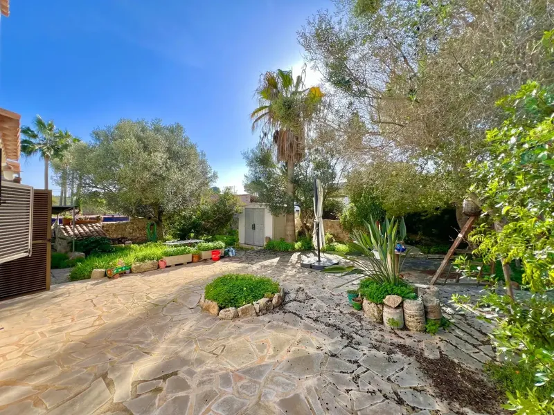 Elegant detached house in the privileged setting of Cala Llombards — photo 3