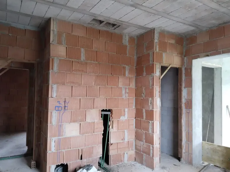 Rustic estate with about 24,000m² of land and an unfinished construction of about 157m² all on one floor — photo 11