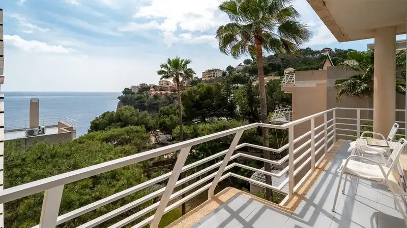 Excellent duplex penthouse distributed over 2 floors with 4 bedrooms and 3 bathrooms — photo 6