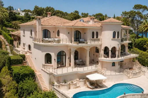 Sol de Mallorca, luxury frontline villa in Sol de Mallorca with pool and sea views, available yearly from September to July — photo 1