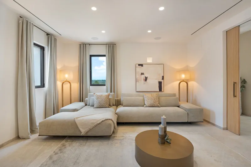 Modern elegance and Mallorcan charm in Ses Salines — photo 5