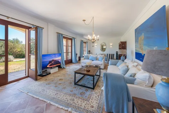 Magnificent country house with sea views for sale in Muro, Mallorca — photo 3