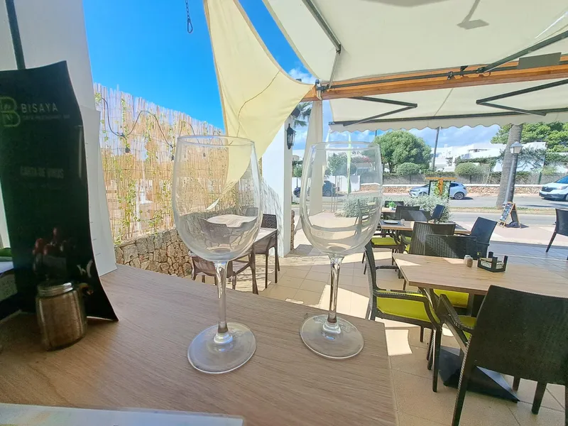 Restaurant for transfer in the Marina of Cala d'Or — photo 5