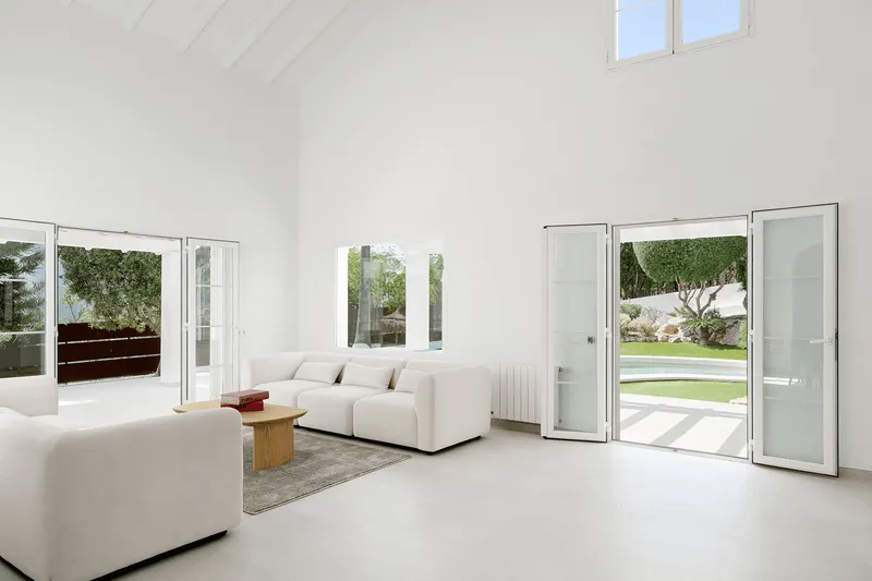 Renovated villa with pool and guest apartment in Nova Santa Ponsa — photo 5
