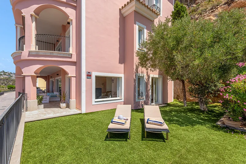 Wonderful garden apartment with sea views — photo 7