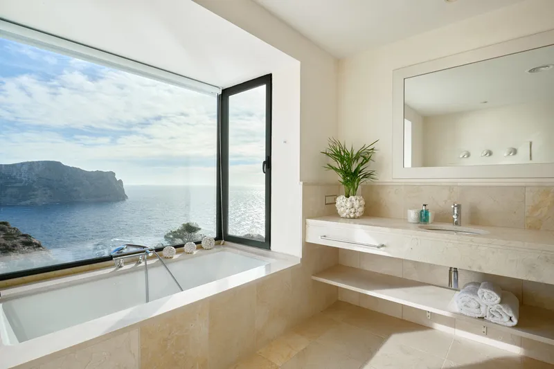 Long-term rental: Fantastic villa with sea views - Marcel Remus Real Estate — photo 9