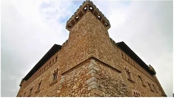 Spectacular investment opportunity, a rustic castle for sale near the city of Palma De Mallorca. — photo 5