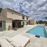 Luxury Finca with Private Vineyard in Montuiri — photo 1