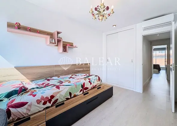 Flat / apartment in Calle de Joan Alcover, Foners, Palma de Mallorca — photo 2