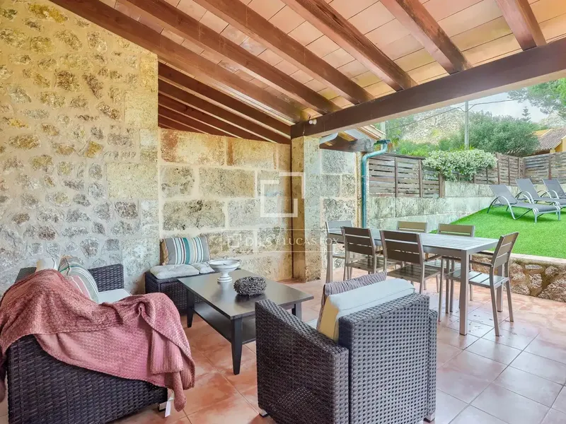 Charming townhouse a few steps from the sea in Cala Sant Vicenç — photo 5