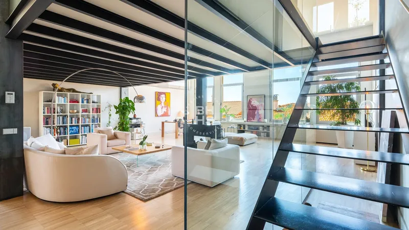 Loft for sale in Génova — photo 4
