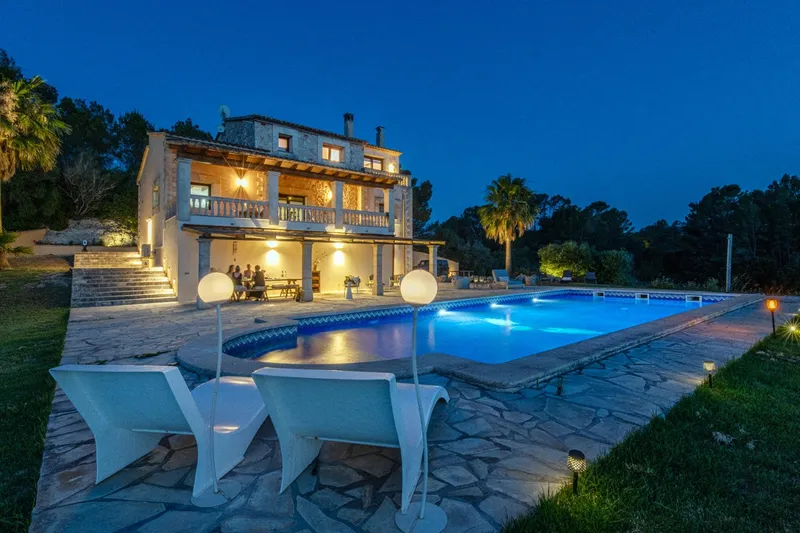 Exceptional Rustic Estate: Two Chalets and Four Dwellings - ETV - Llubí — photo 5