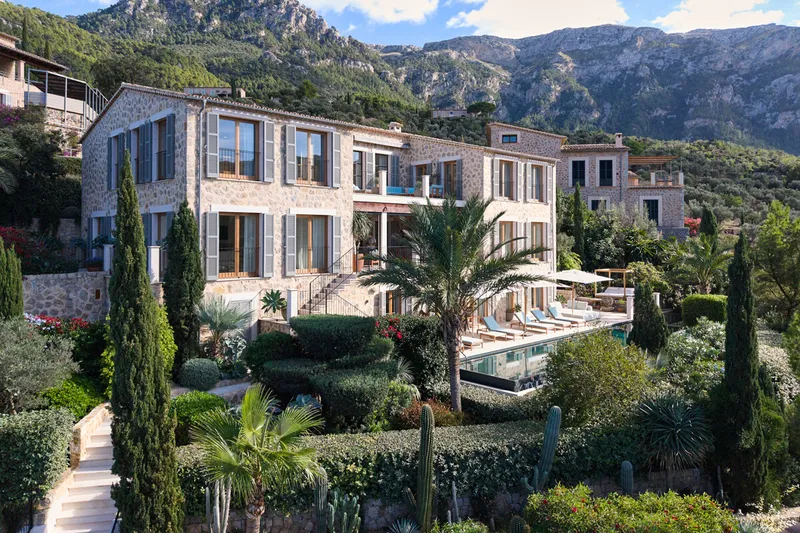 Fantastic Mediterranean property with spectacular sea views in Deià - Marcel Remus Real Estate — photo 3