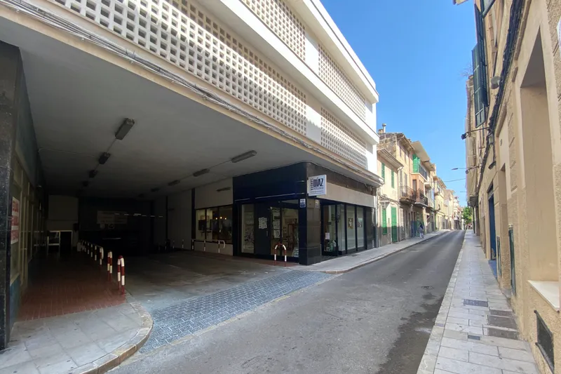 Parking "Es Principal" — photo 1