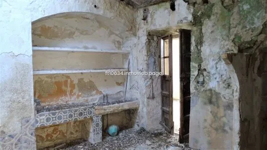 Country house in Petra, built surface 685 m², plot surface 200,000 m², 5 bedrooms, 1 bathroom — photo 9