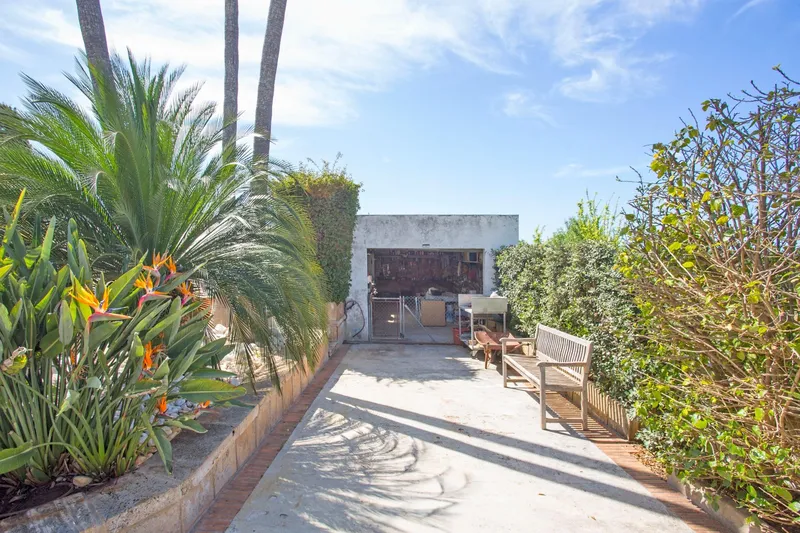 Mallorcan village house with great potential in a spectacular location in Calvia village — photo 10